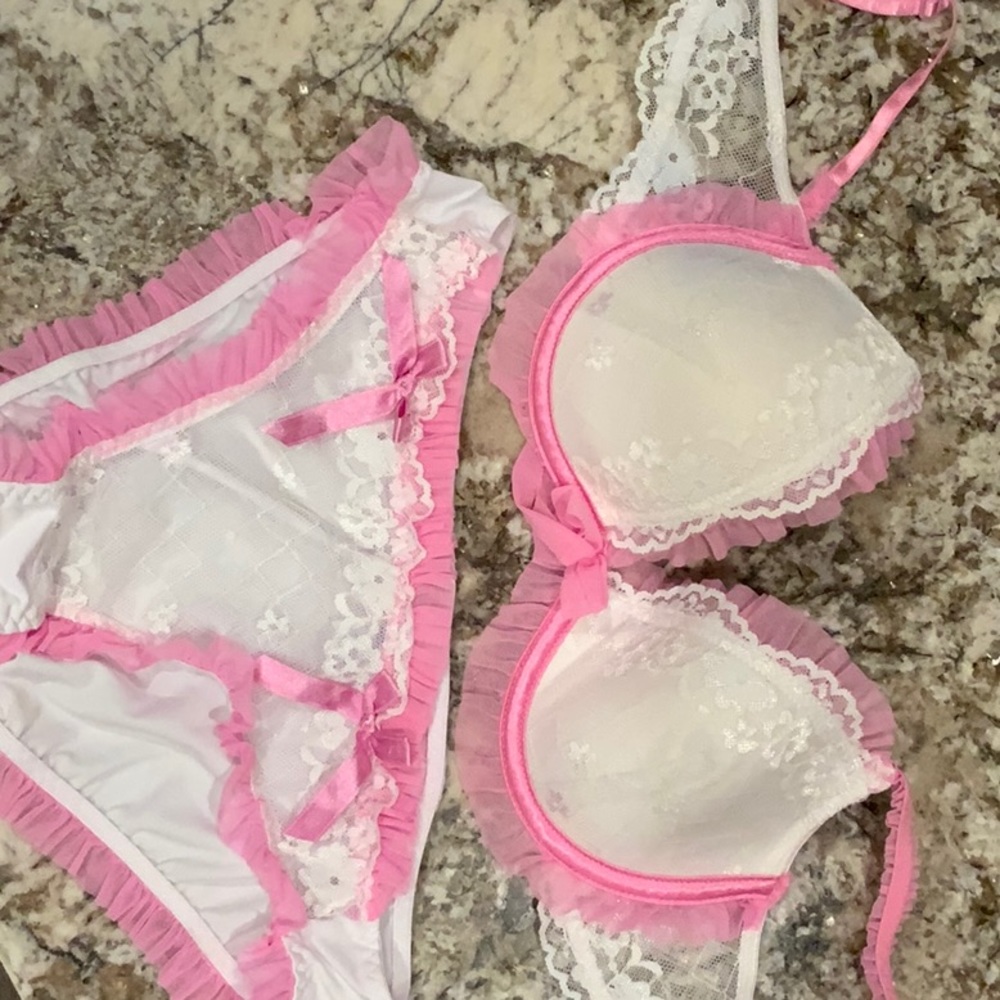 Bra and panty set